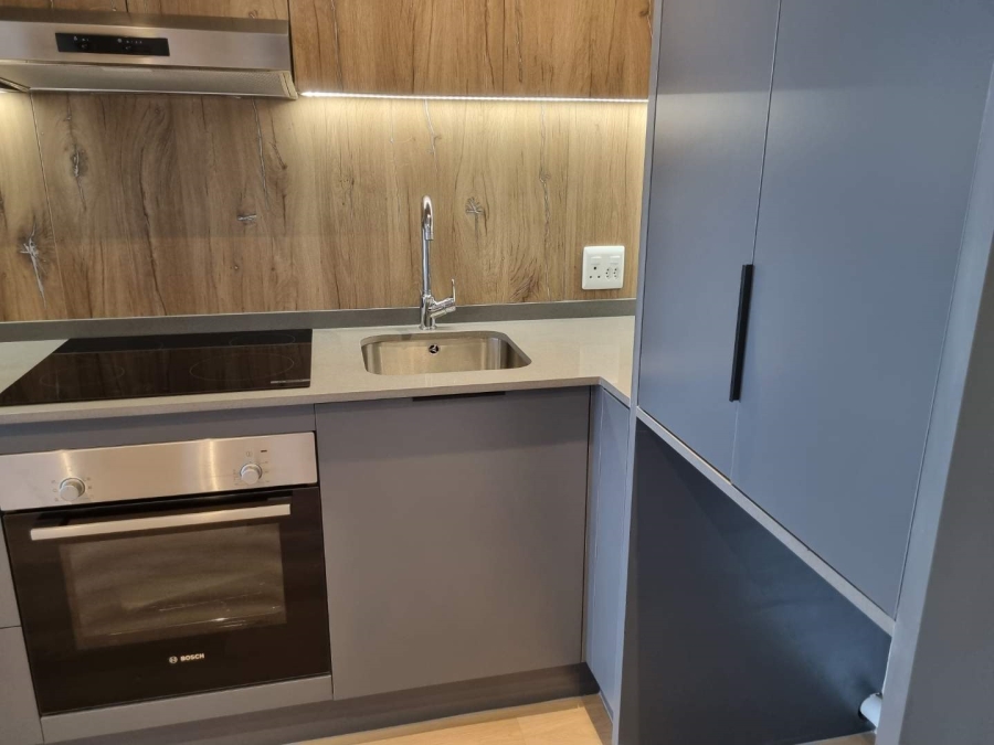 To Let 2 Bedroom Property for Rent in Observatory Western Cape